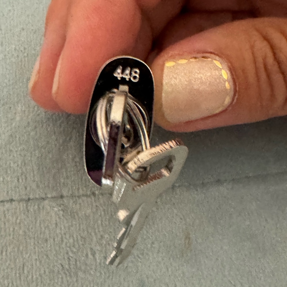 New Louis Vuitton Silver Lock 2 Keys - Picture 5 of 6
